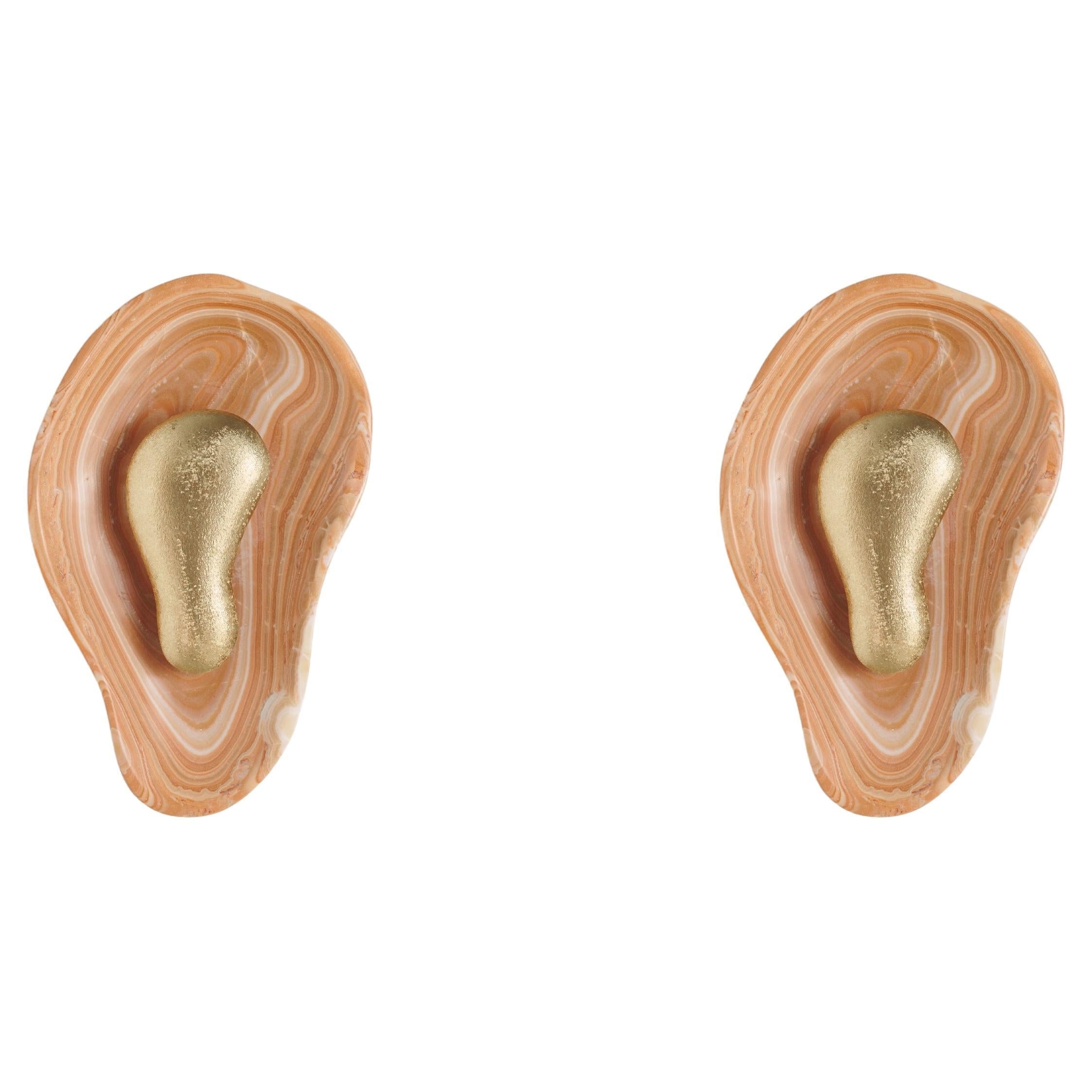 Oyster Hammered Onyx Sconce T1949