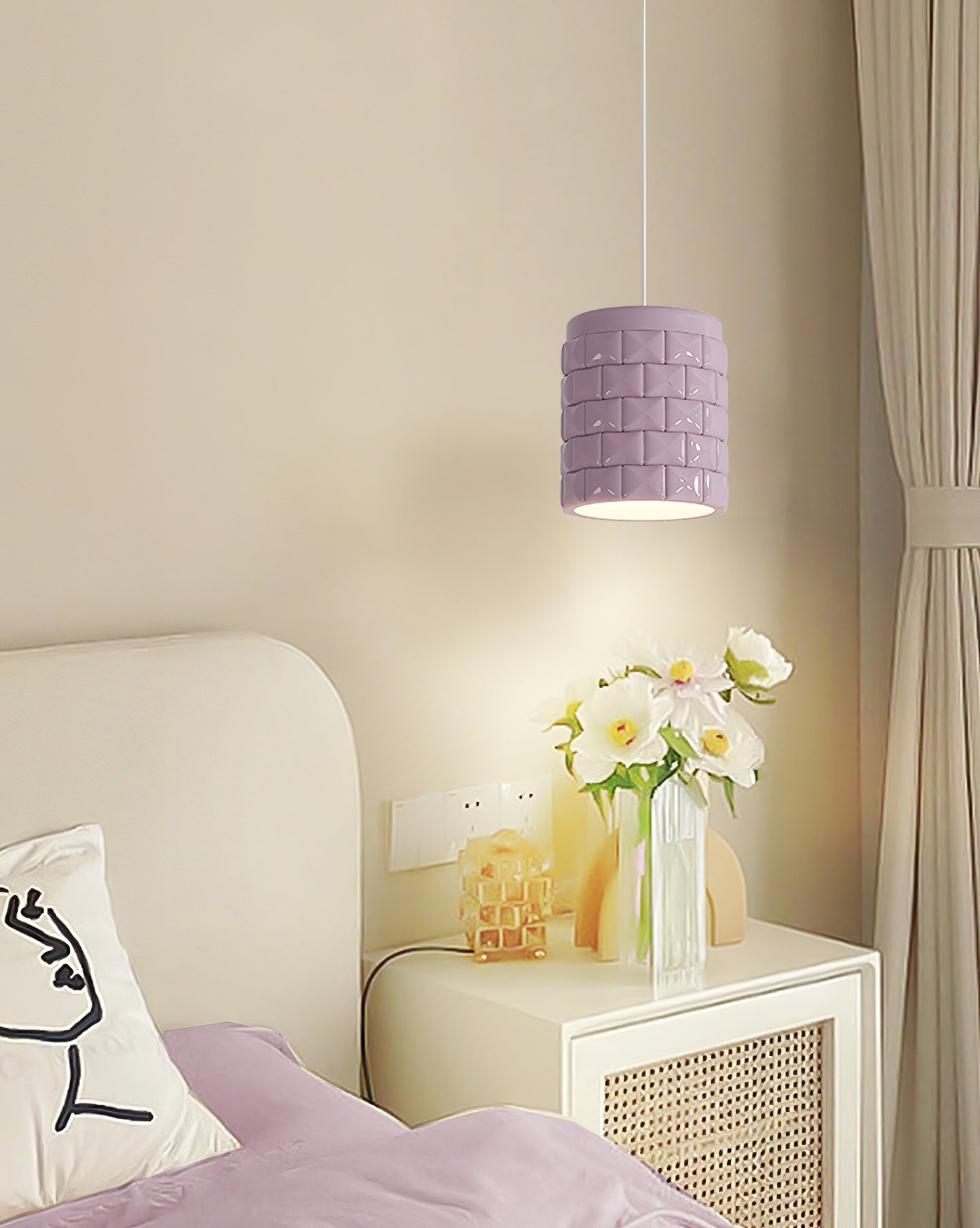 Lysne Girl Pendant Lamp T1634