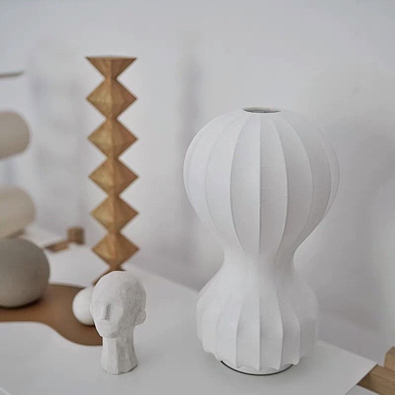 Gatto Table Lamp