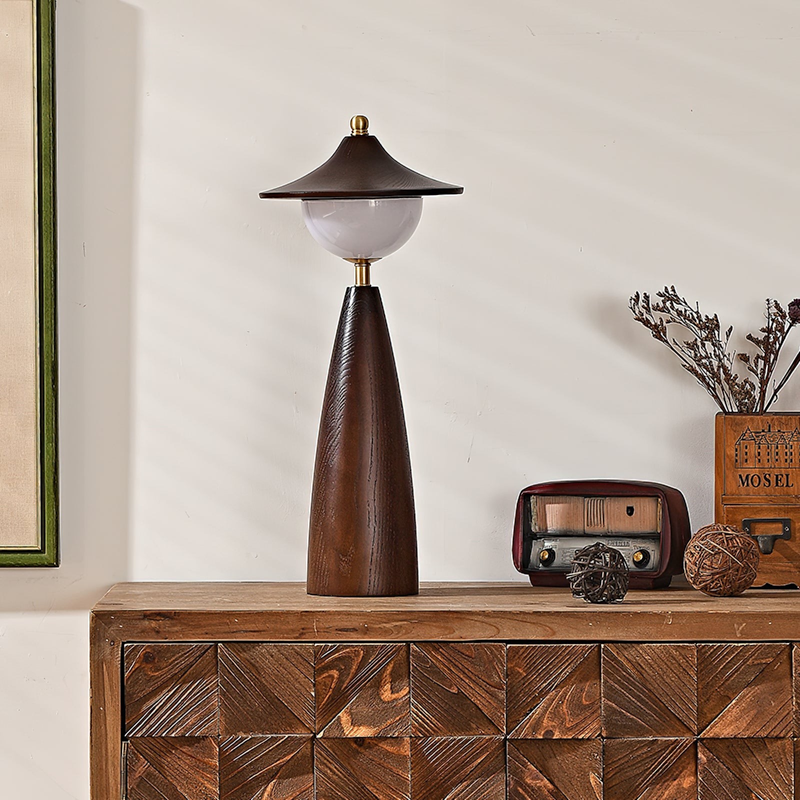 French Retro LED Bedside Table Lamp for Bedroom M225