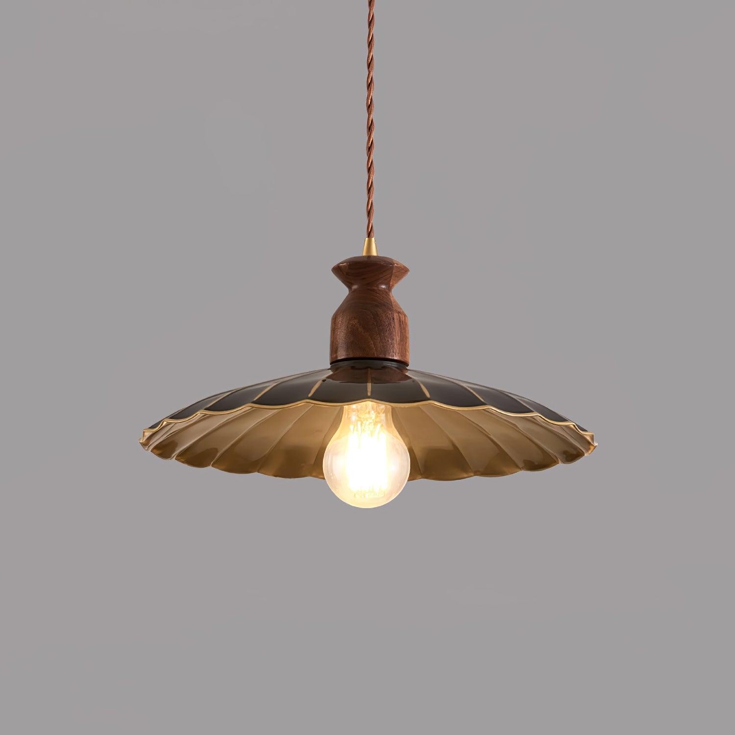 Round Brass Metal Badge Gold Pendant Lamp M569