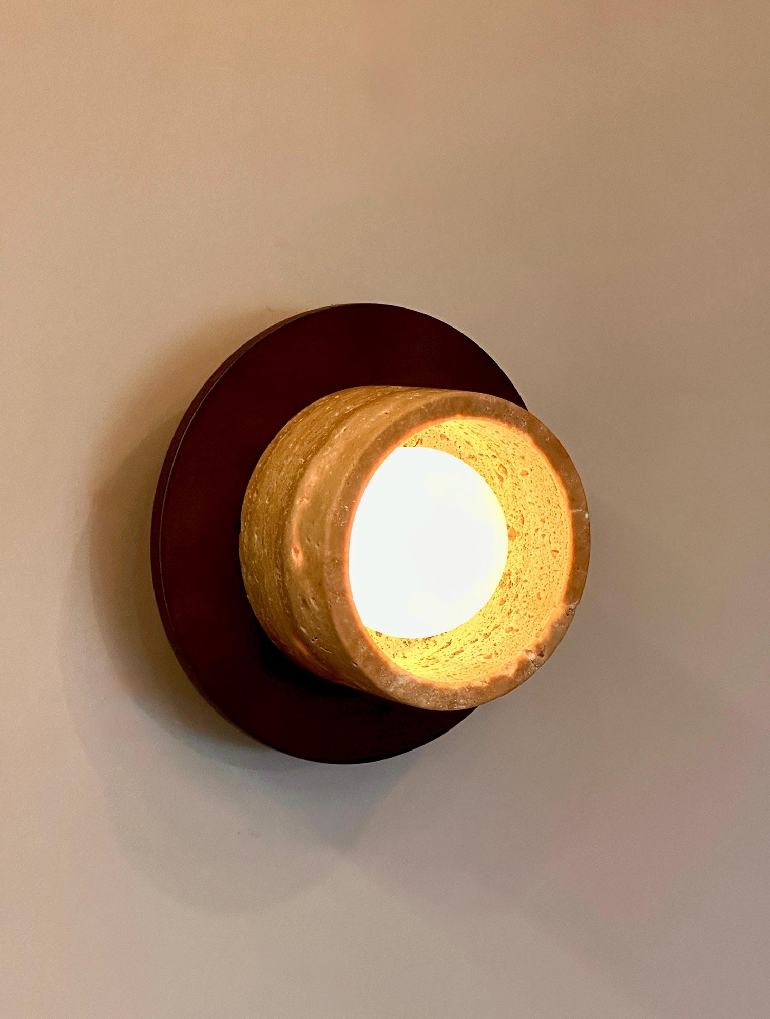 Logatec Traverine Wall Lamp T1952