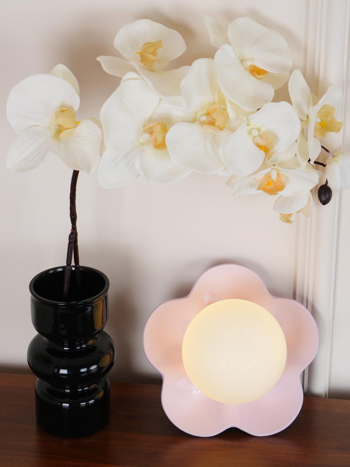 Floral Petal Wall Lamp - Nordic Sculptural Wall Light Living Room T129
