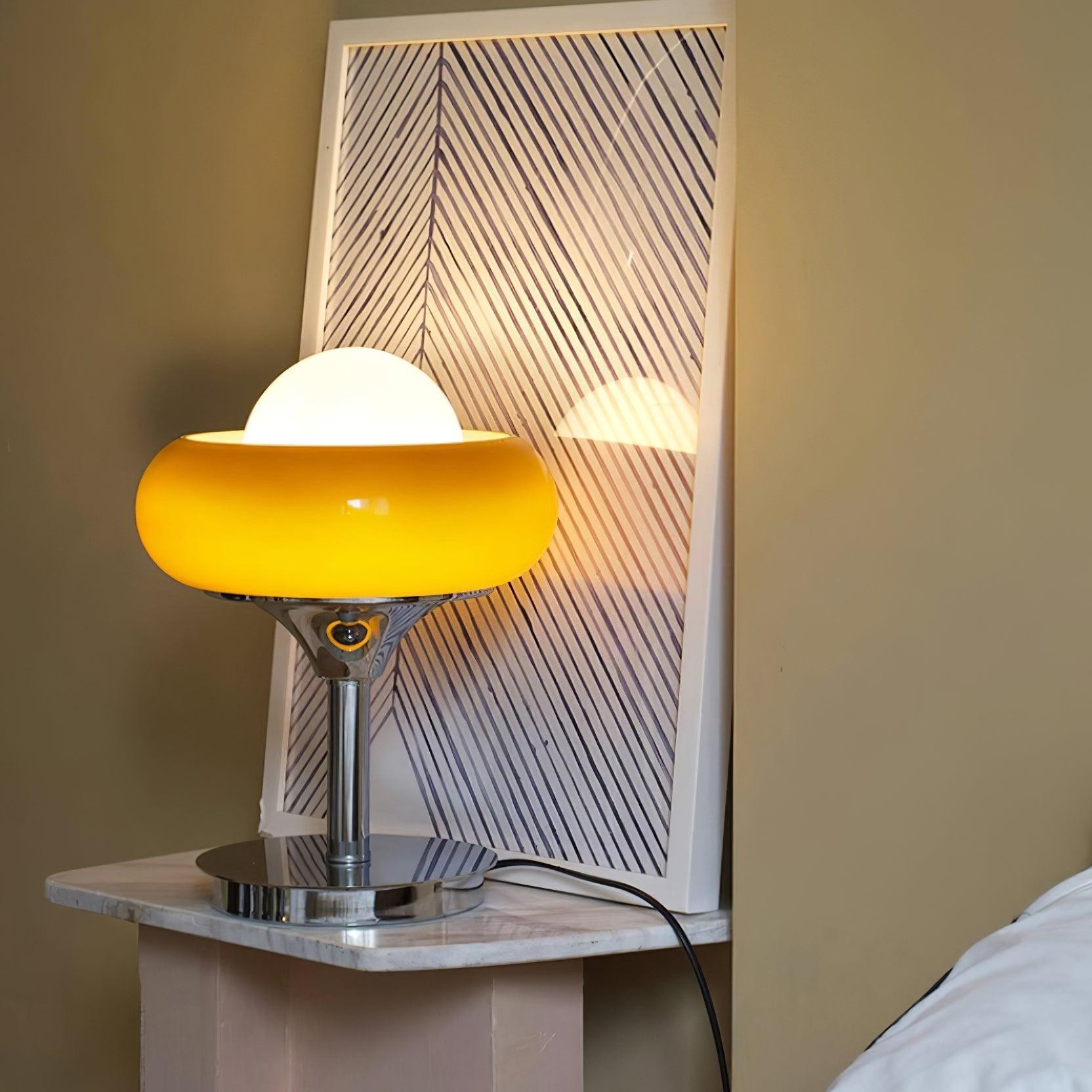 Vintage Cream Table Lamp for Bedroom M54
