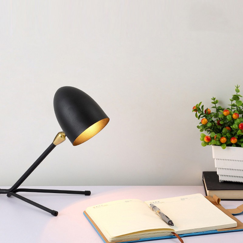 Solavo Tripod Table Lamp - Modern Minimalist Metal Design for Desk