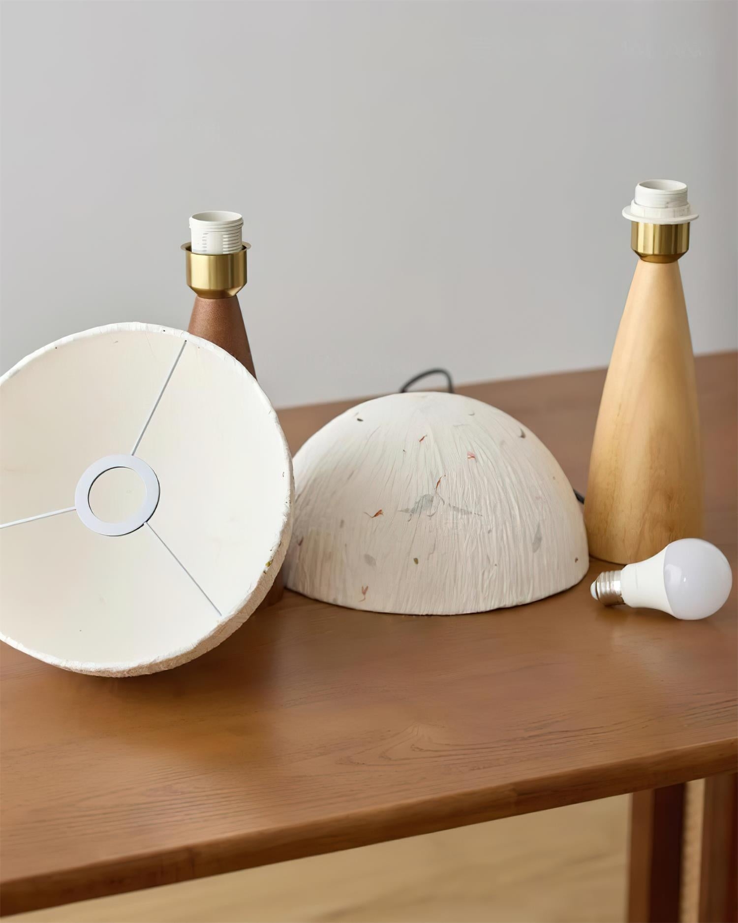Kent Wood Table Lamp T1286