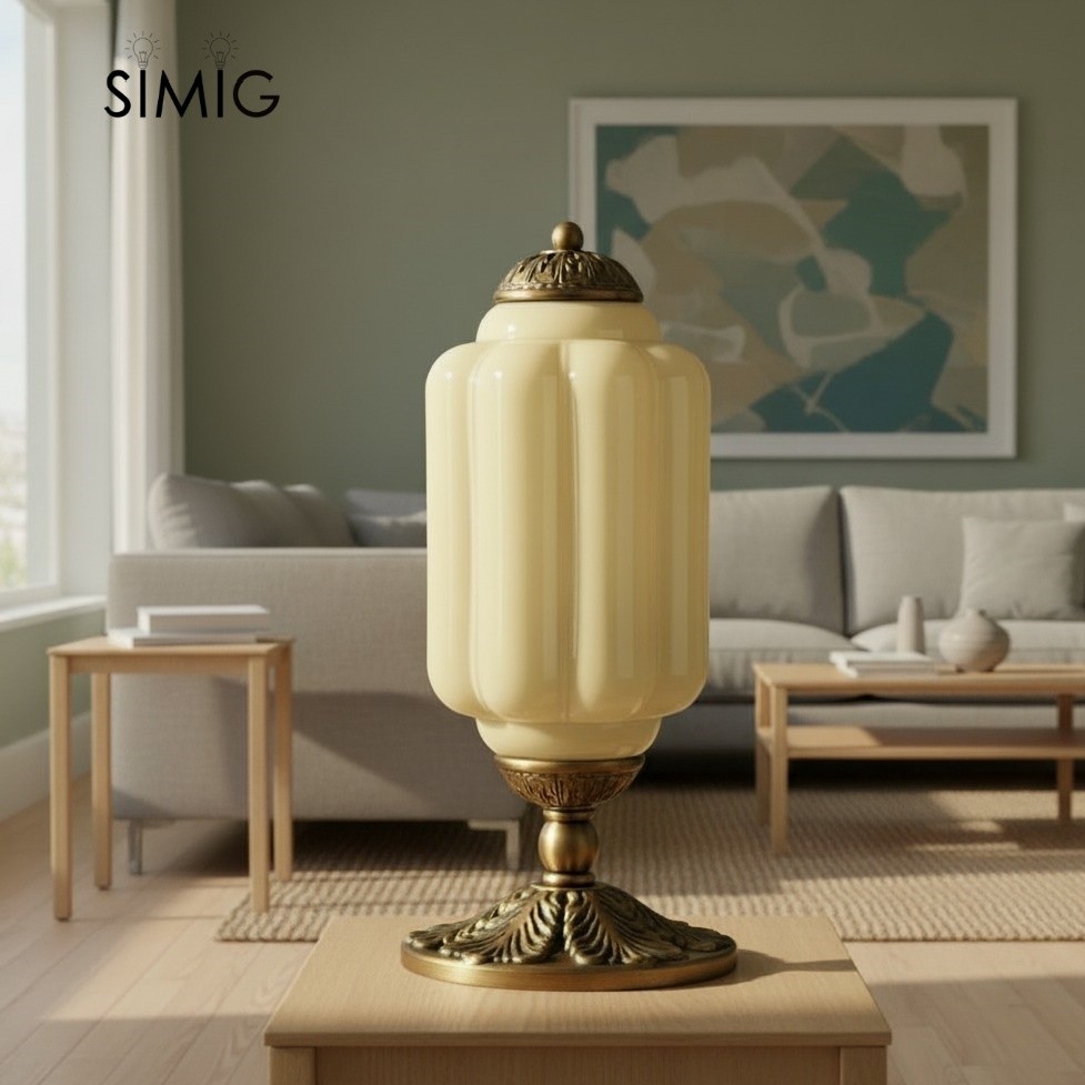 Eloise Curved Glass Retro Table Lamp - Vintage Bedside Lighting G71