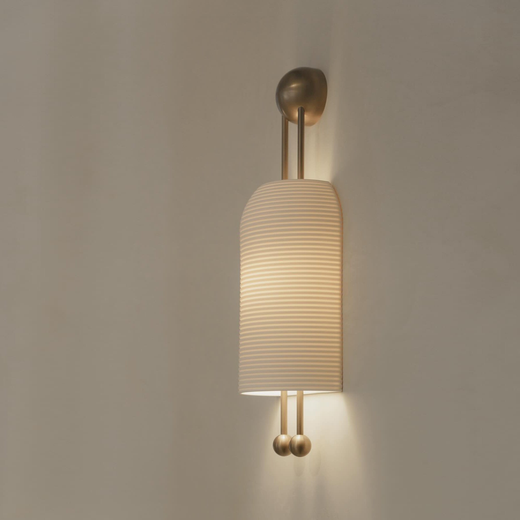 Lantern Glass Sconce T1702