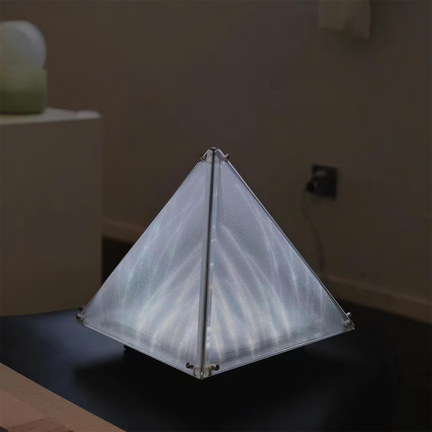 Fragment Table Lamp T1669