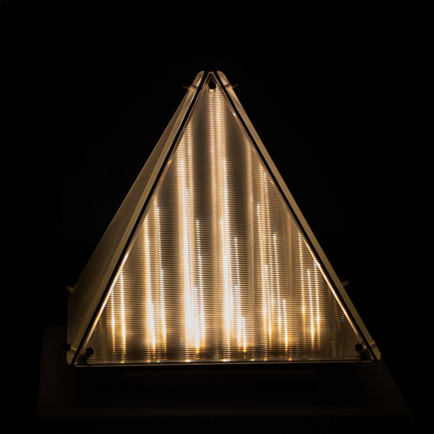 Fragment Table Lamp T1669
