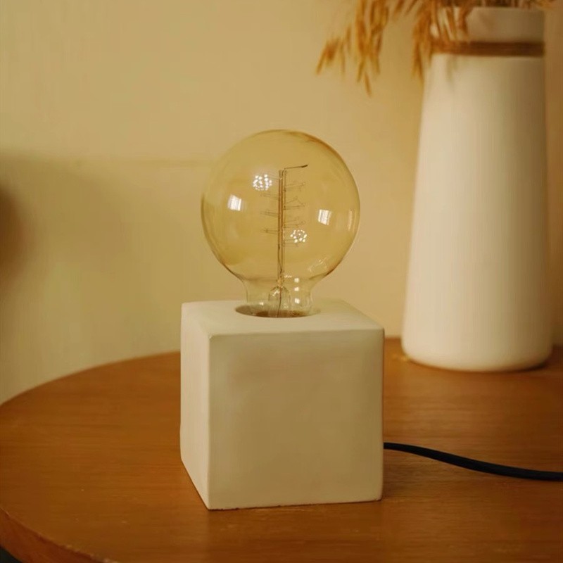 CUBE Cement Table Lamp