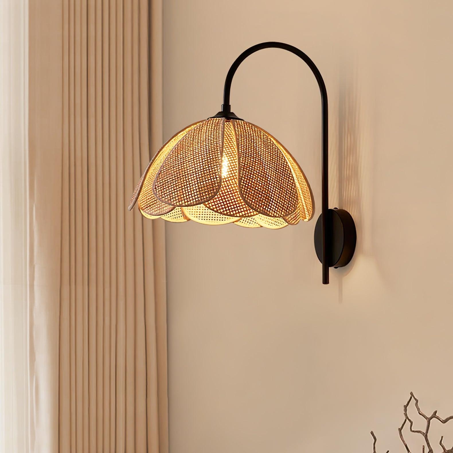 Rattan Petal Wall Lamp M512