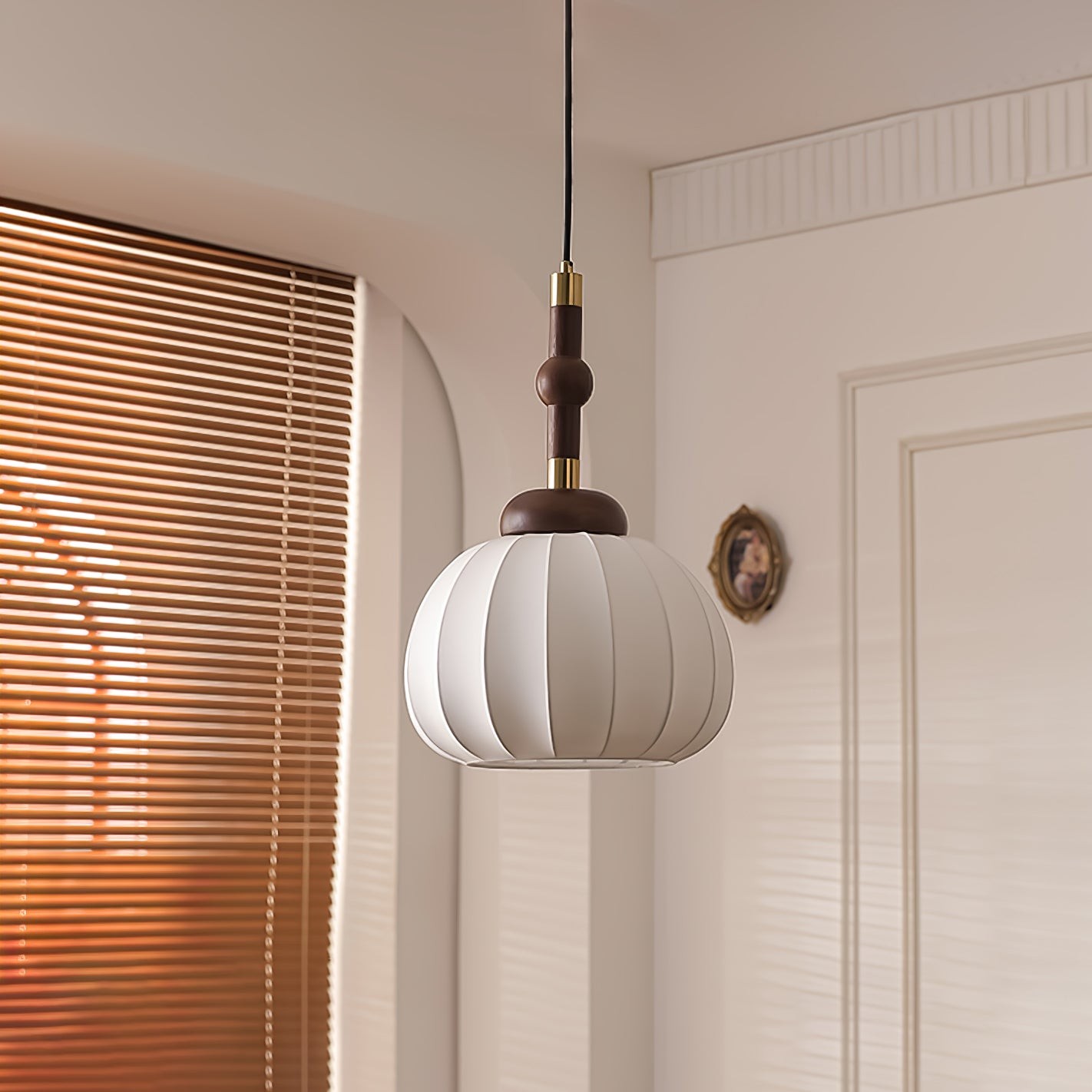 Silk Globe Pendant Lamp M411