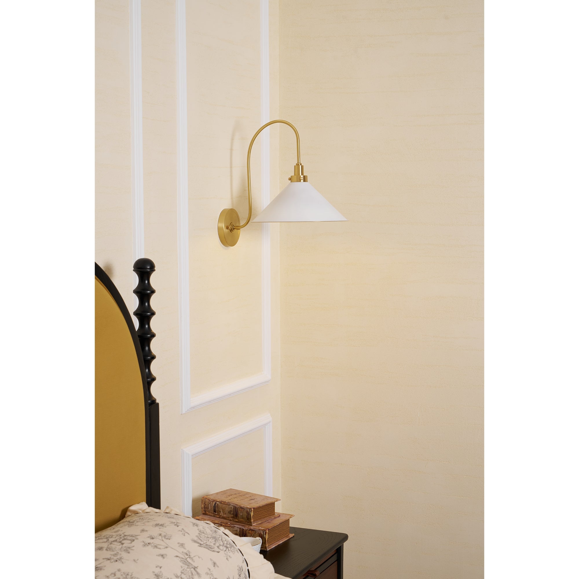 Clivedon Wall Lamp T1816