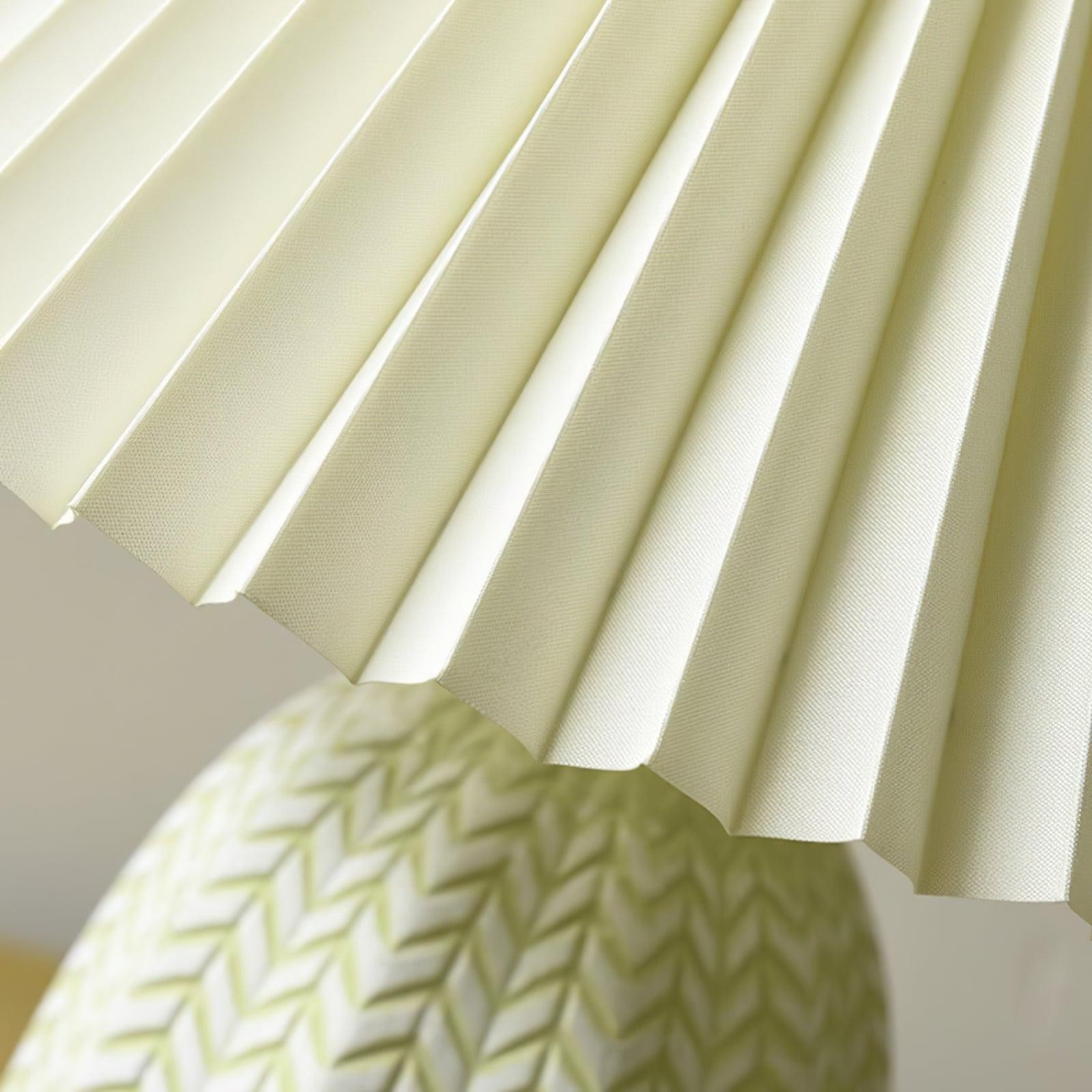 Vintage Pleated Table Lamp M206