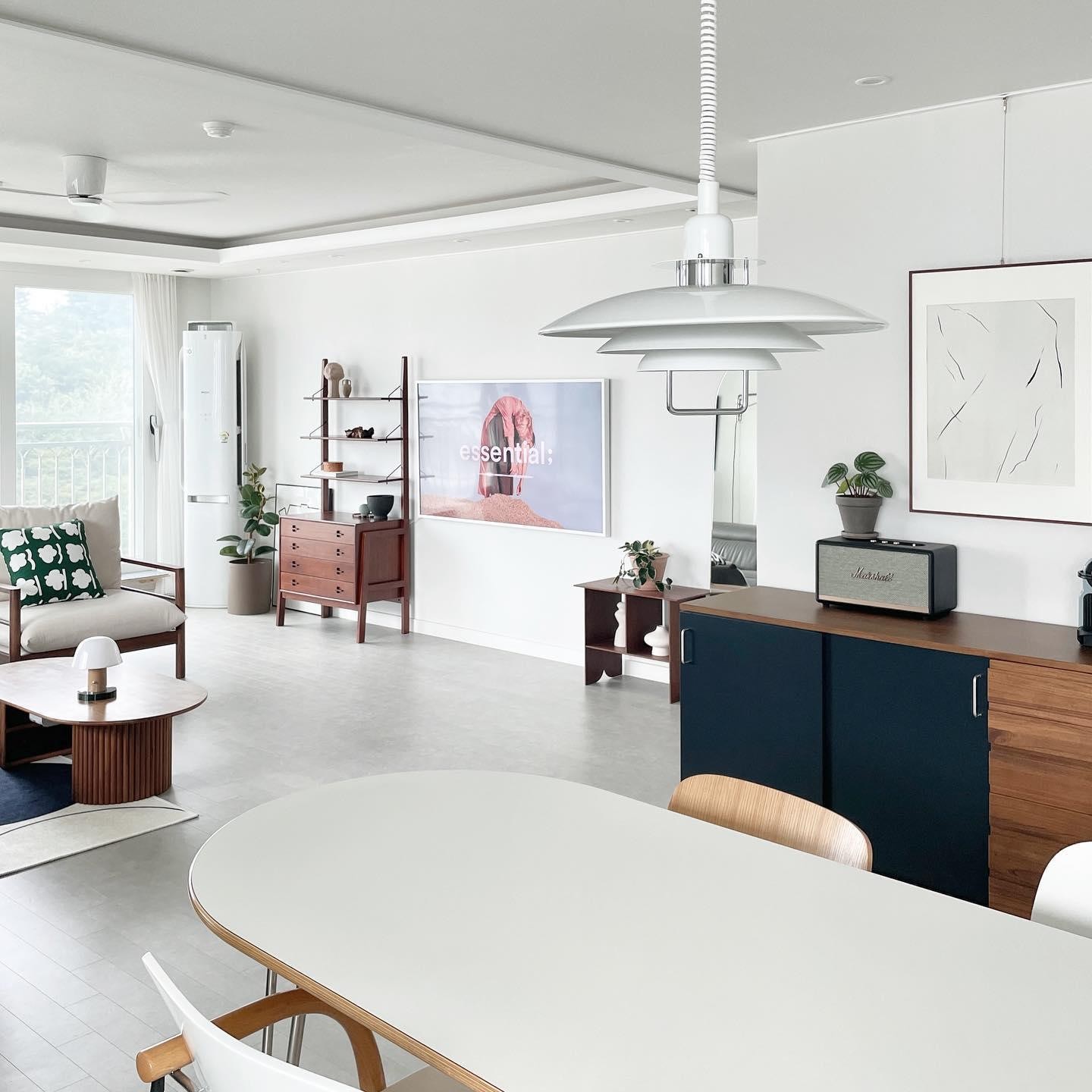 Danish Lifting UFO Pendant Lamp M426