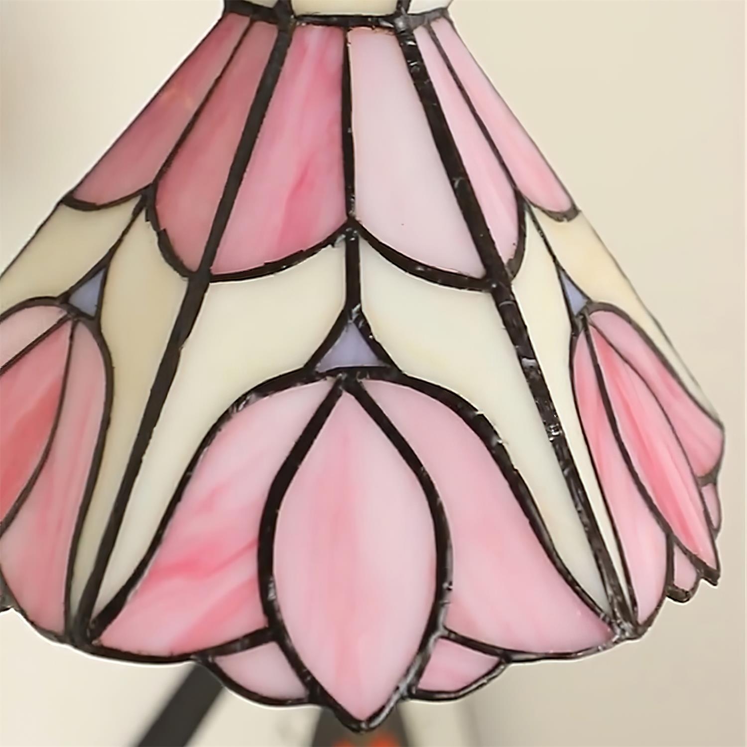 Serena Tiffany Plug In Wall Lamp T1284