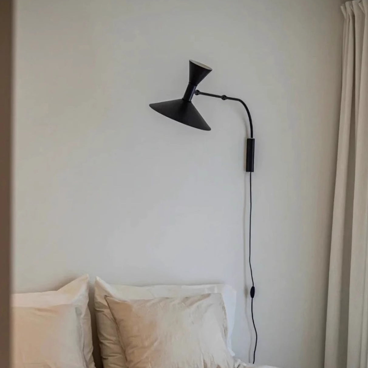 Marseille Swing Arm Plug-in Sconce T1947