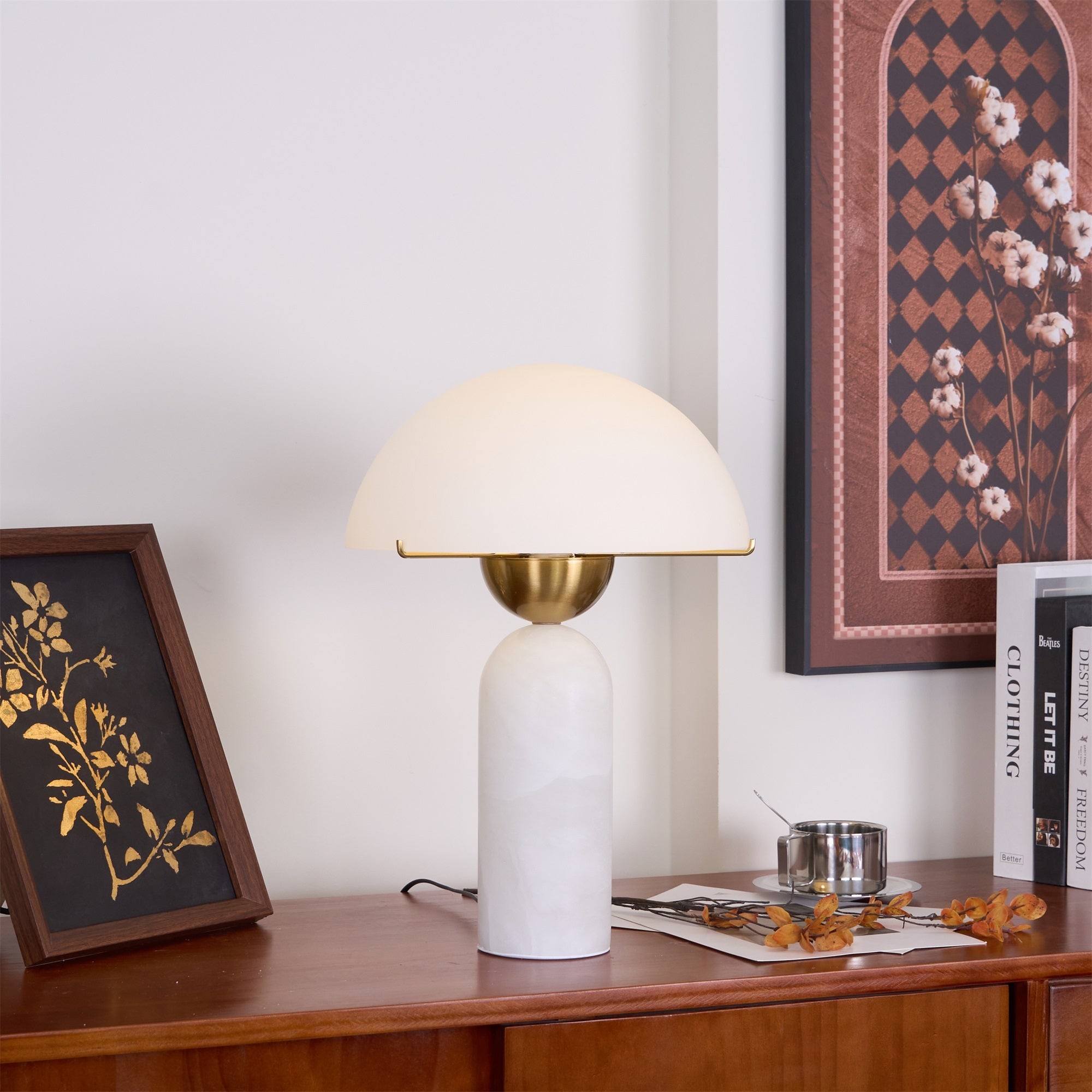 Nordic Simple Creative Alabaster Glass Table Lamp M333