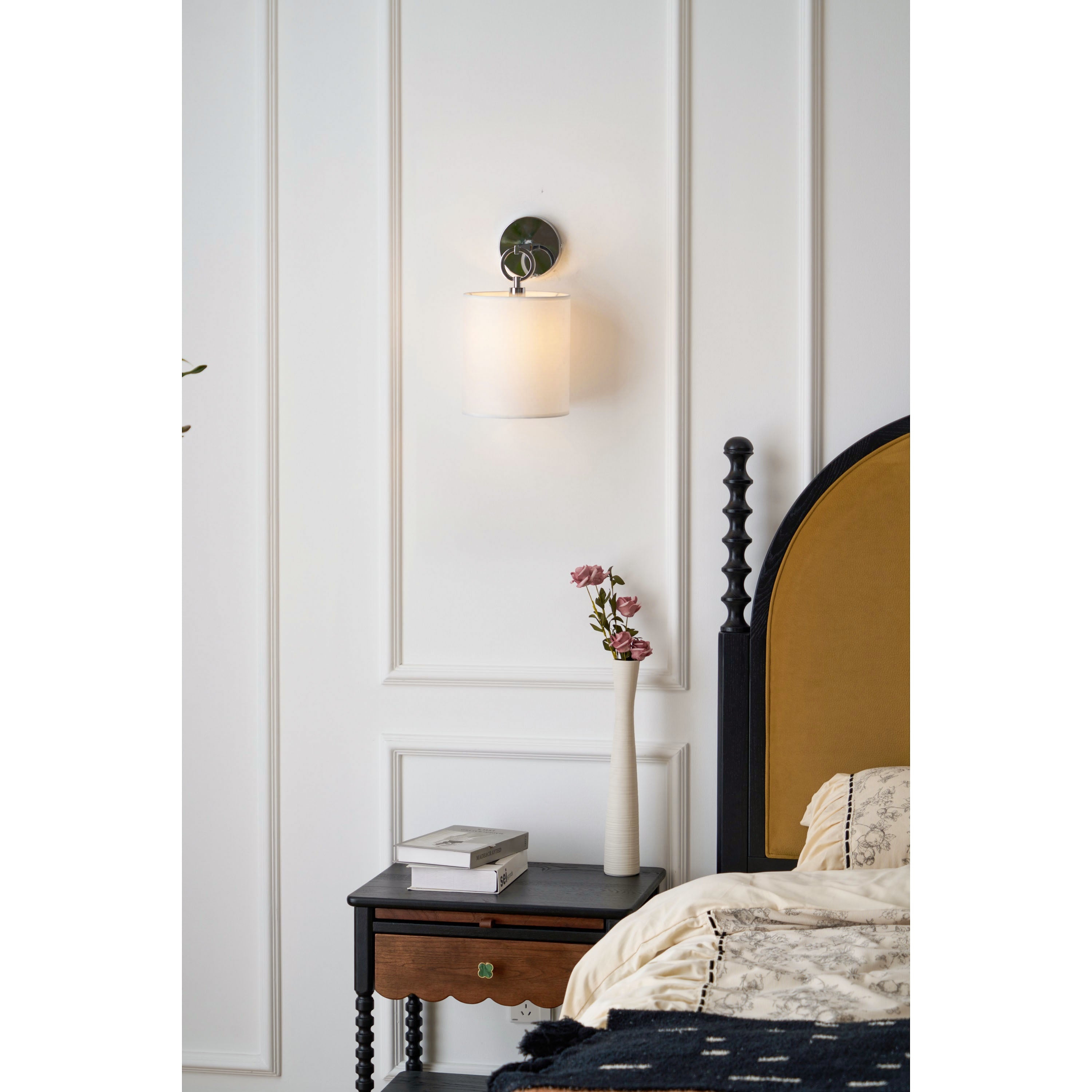 Full Circle Sconce T1840