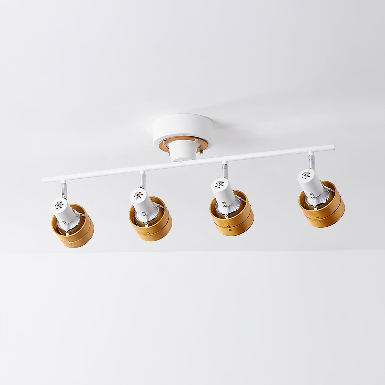 Nordic Cylindrical 4-Light Spotlight T1639