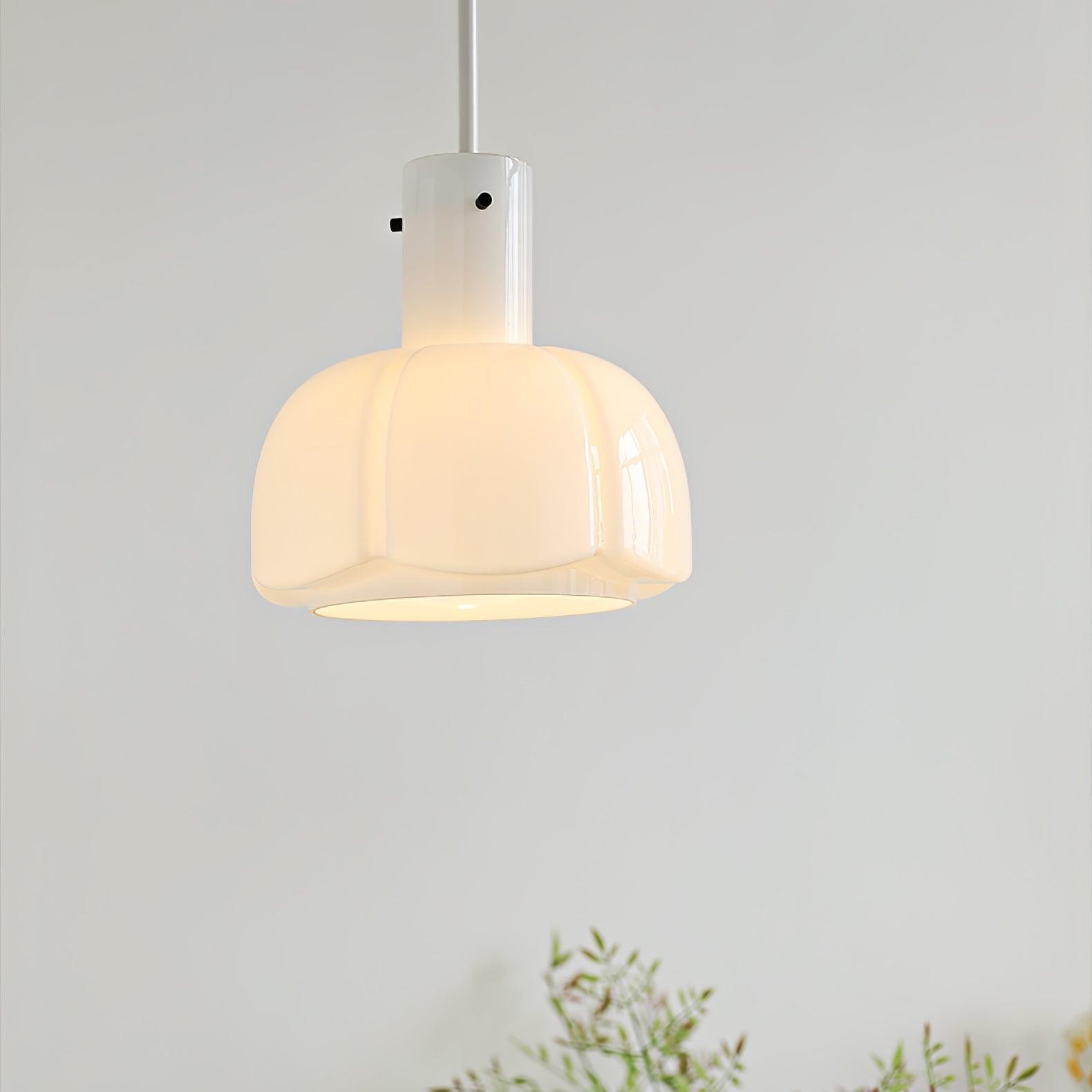 Medieval Style Glass Bud Pendant Lamp M352