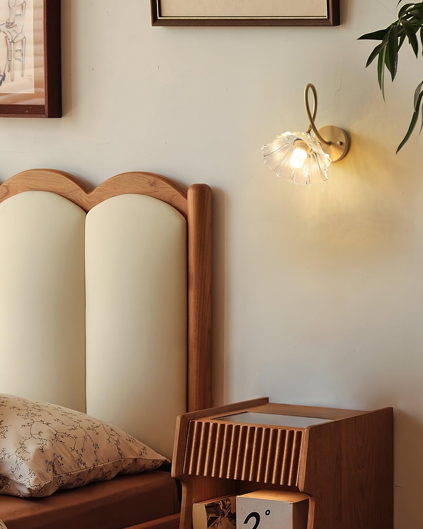 Century Lotus Leaf Wall Lamp M294