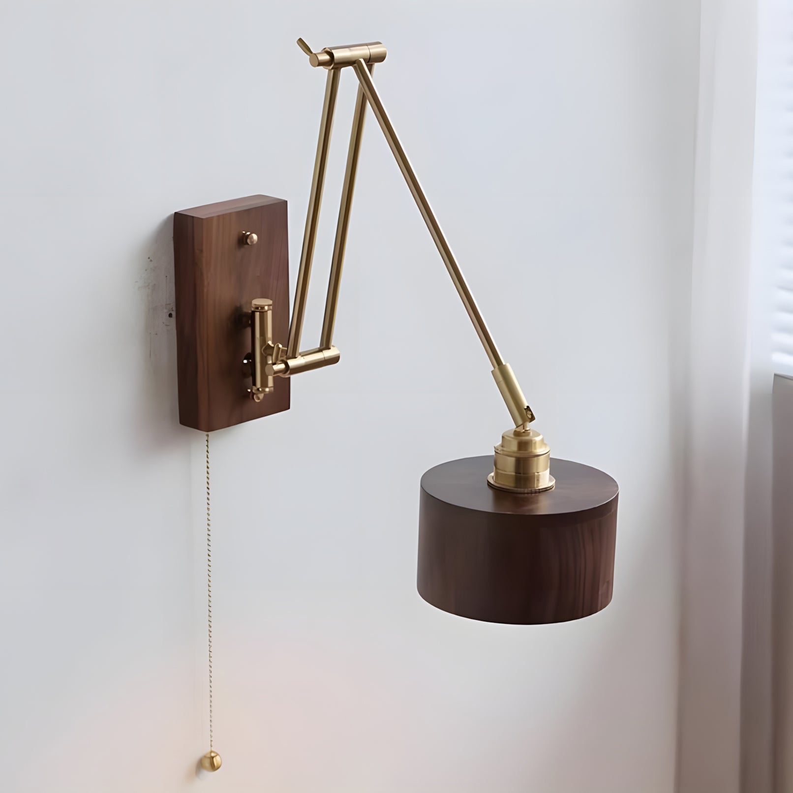Marlow Adjustable Wall Lamp T1565