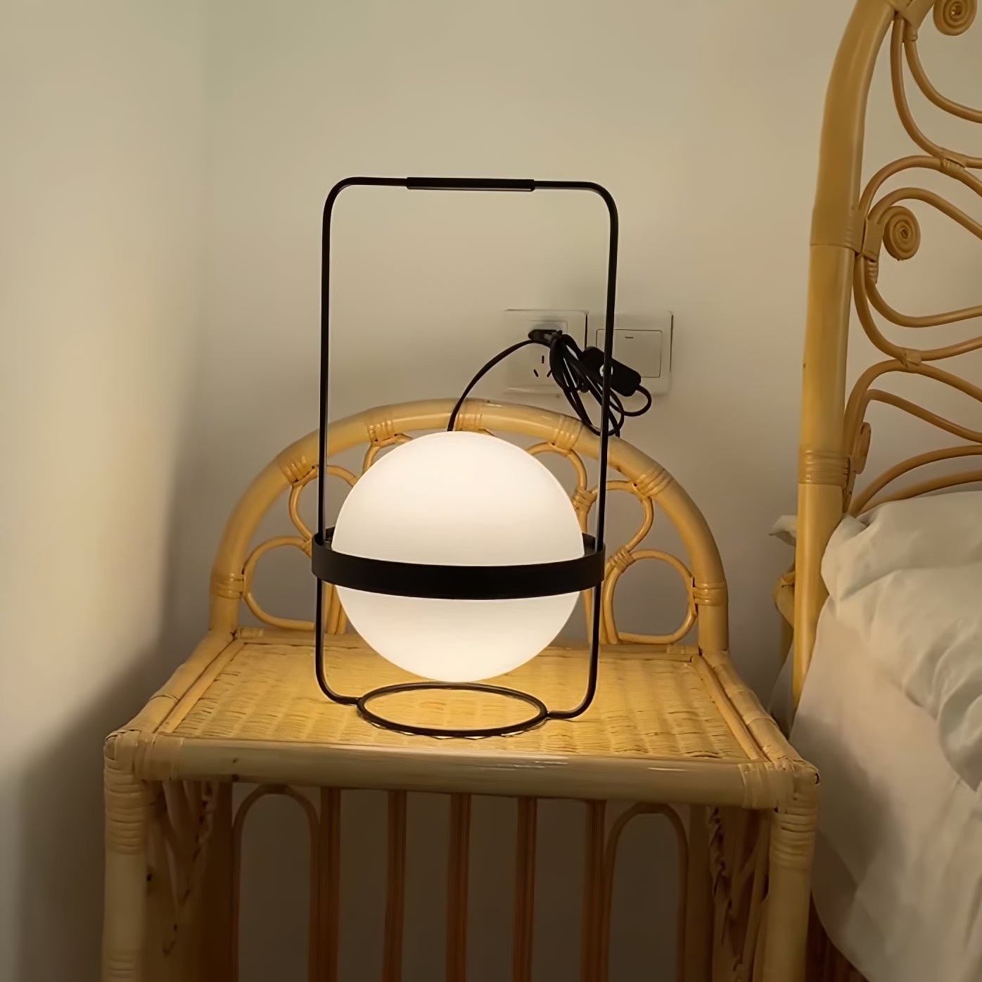 Gardens Table Lamp M338
