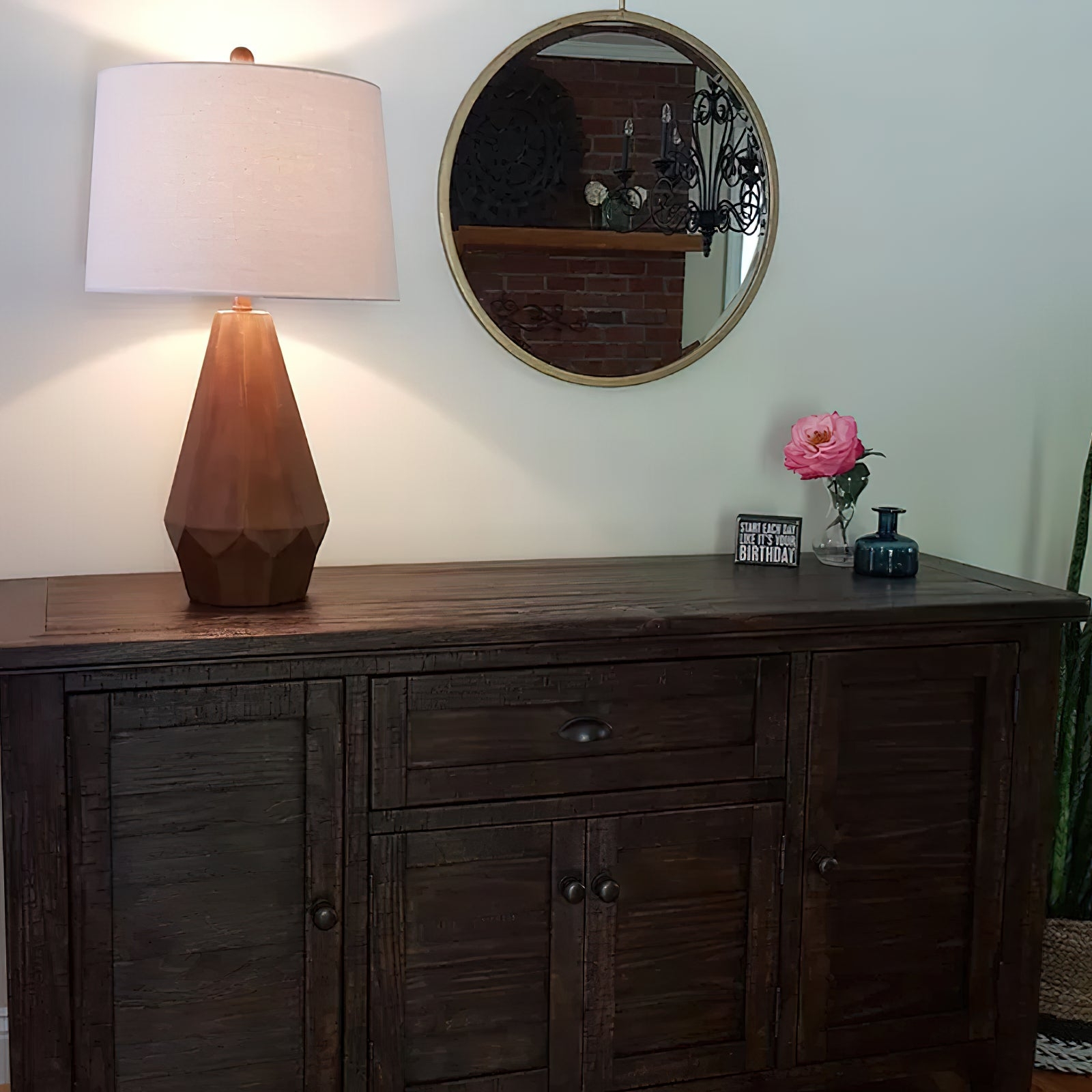 Vaughn Table Lamp T1744