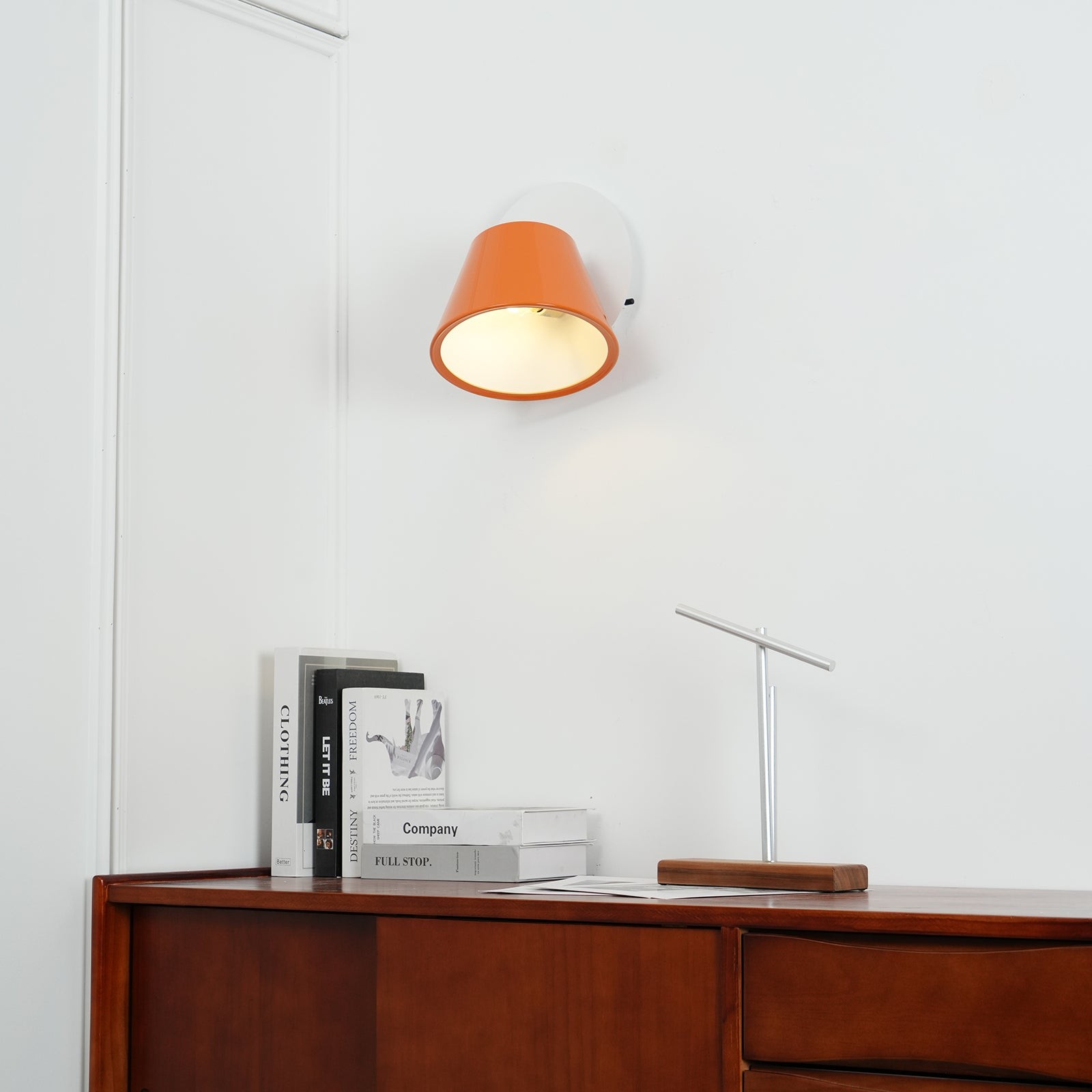 Simple Bedroom Bedside Reading Wall Lamp M168