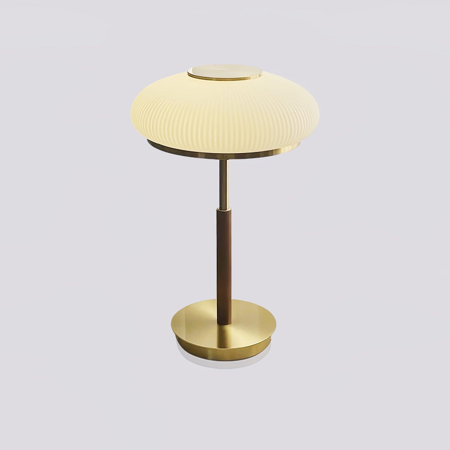 White Beautiful Luxury Fashion Metal Table Lamp M534