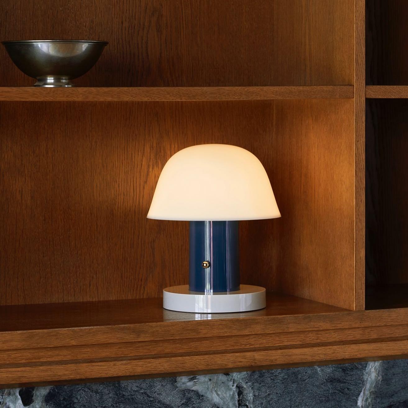 Minimalist Mushroom Cordless Table Lamp M528