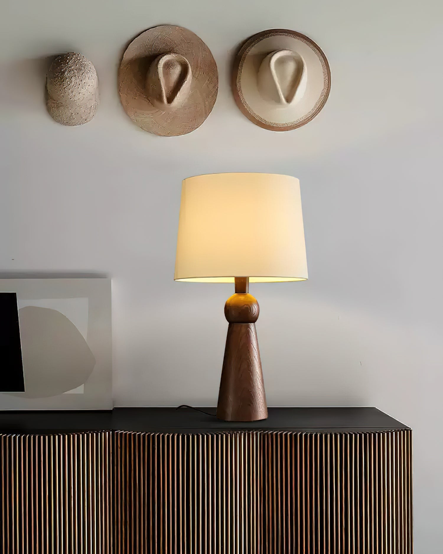 Nordic Retro Solid Wood Fabric Table Lamp M572