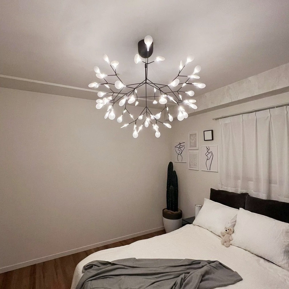 Floresta Chandelier – Artistic LED Chandelier for Residential Spaces