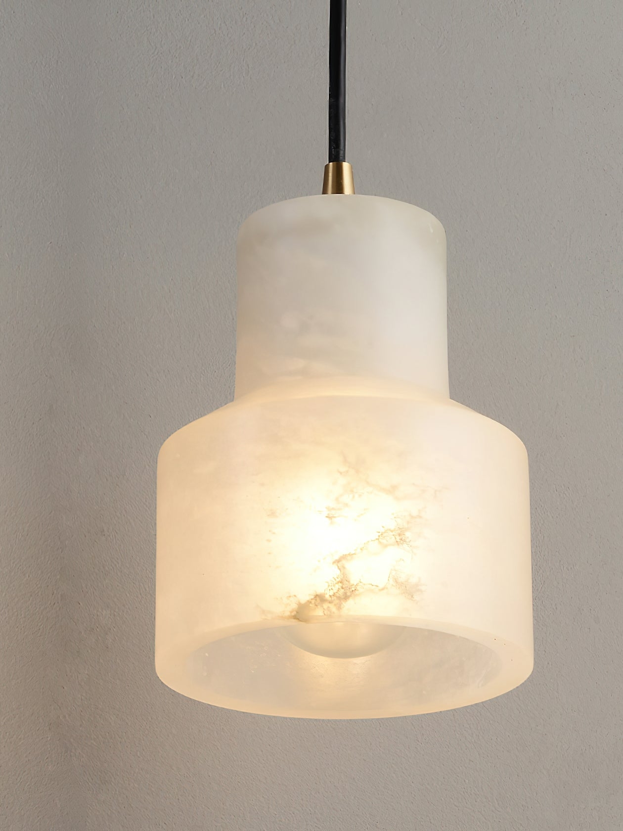 Millson Alabaster Pendnat Light T1654