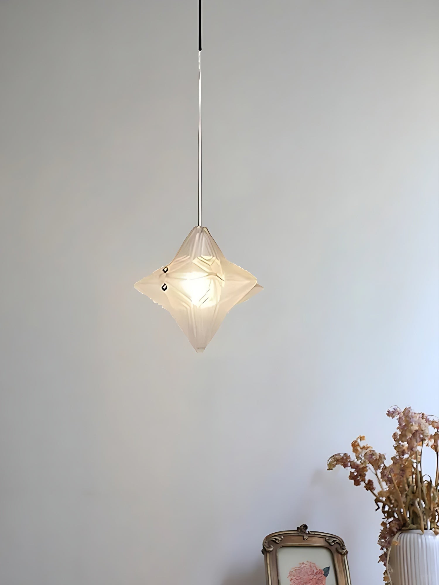 Art Deco Astris Elara Star Pendant Light - Frosted Glass Pendant with Geometric Style T434