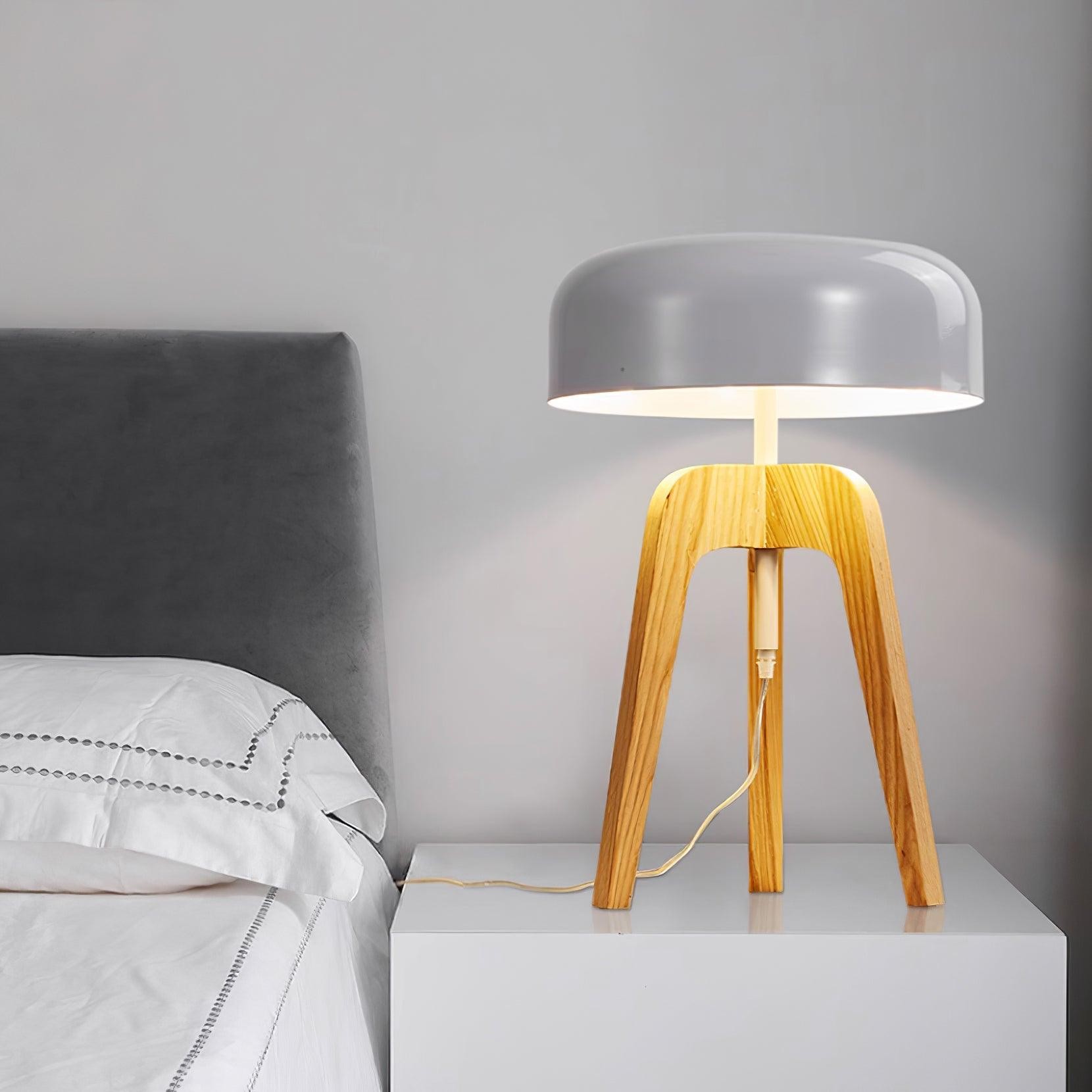 Minimalist Wood Tripod Table Lamp M218