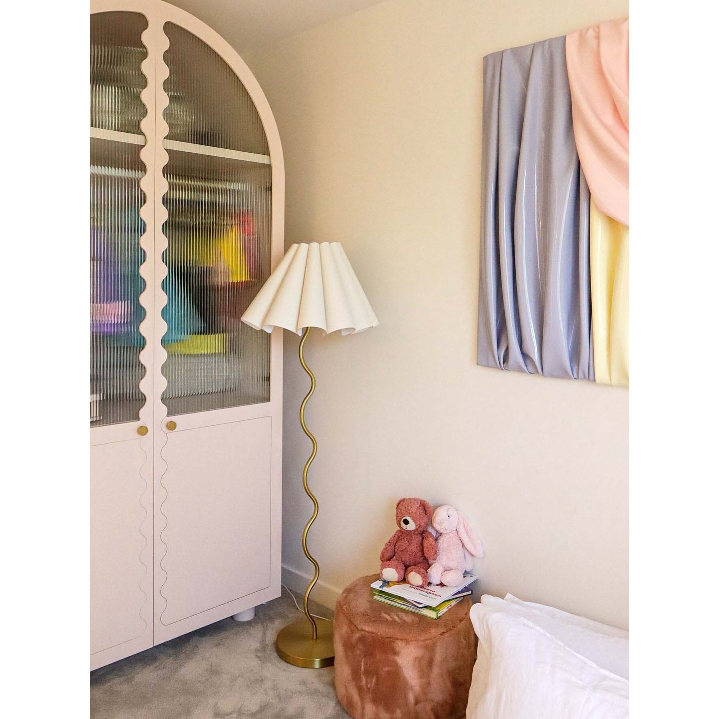 Cora Floor Lamp T1929