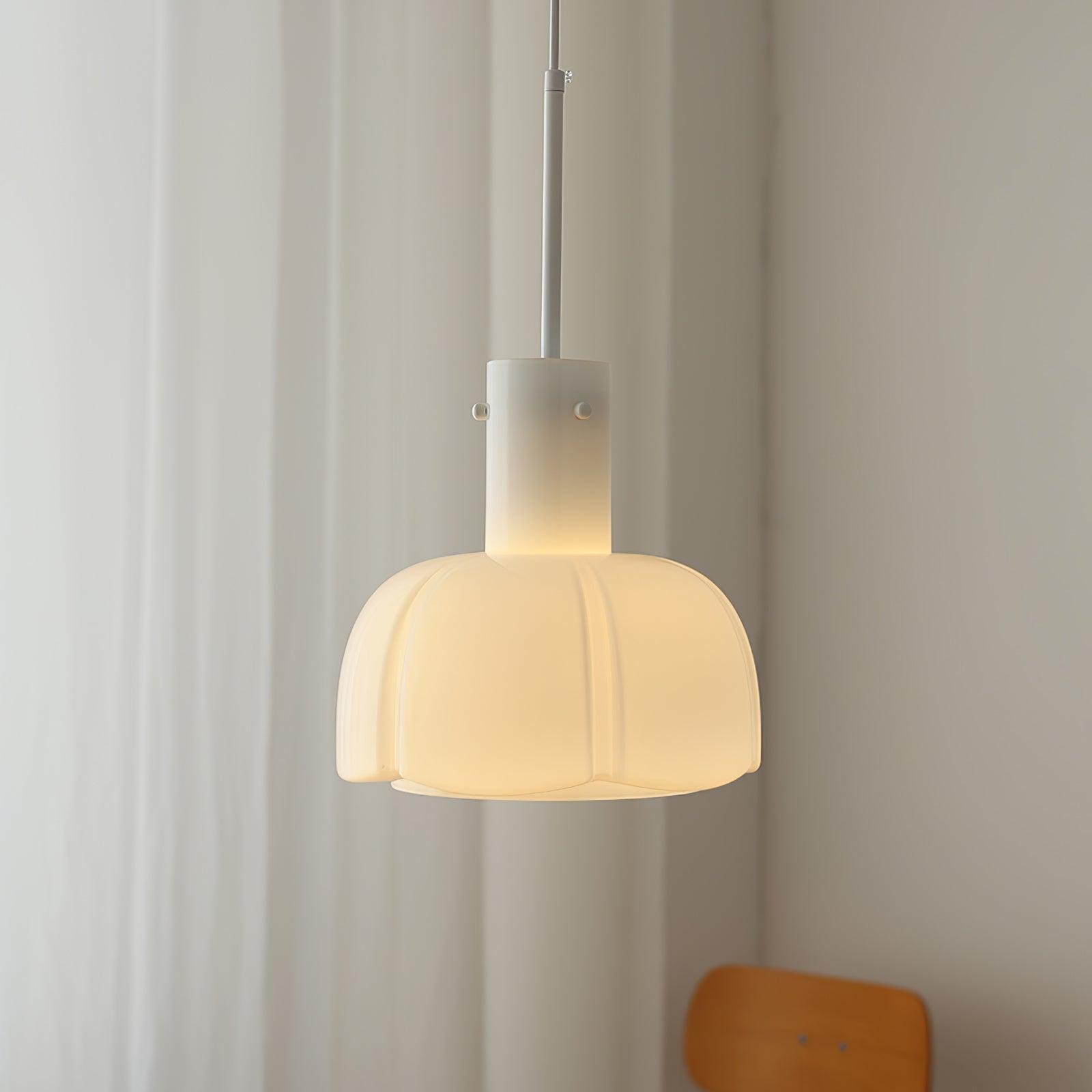 Medieval Style Glass Bud Pendant Lamp M352