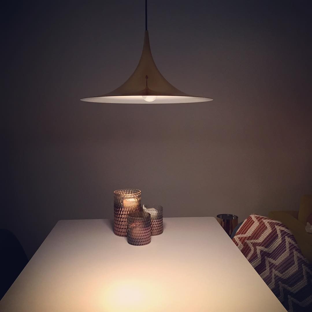 Modern Horn Pendant Light – Metal Design for Dining Room
