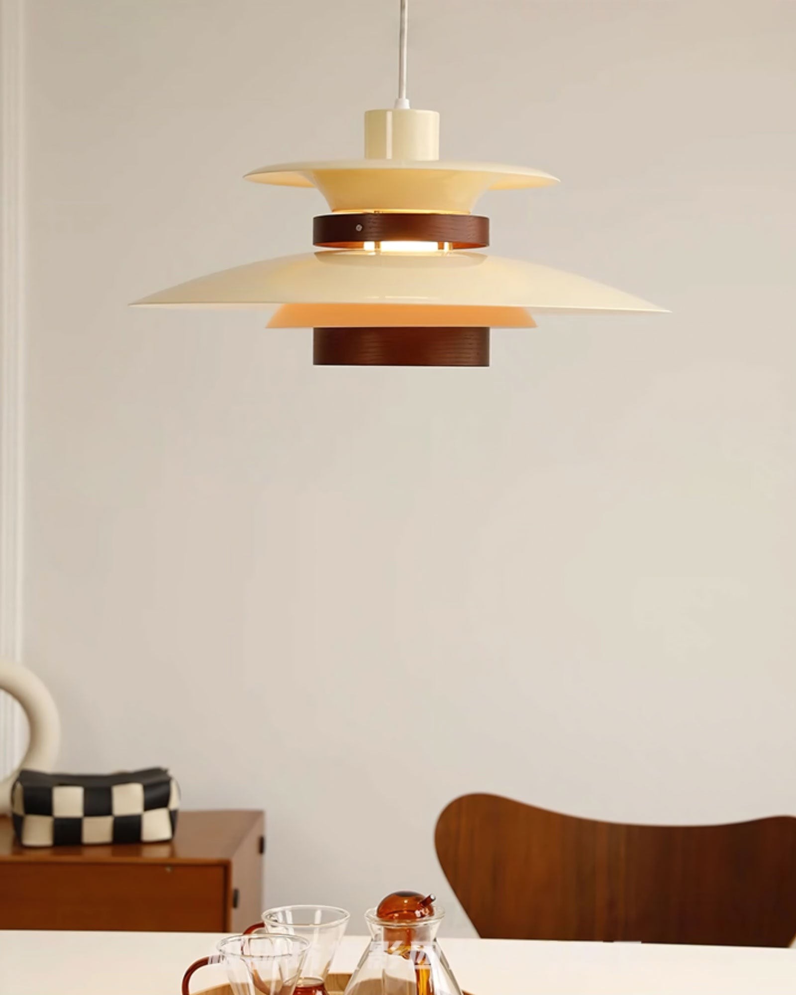 Luxurious and Stylish Layered Pendant Light M529