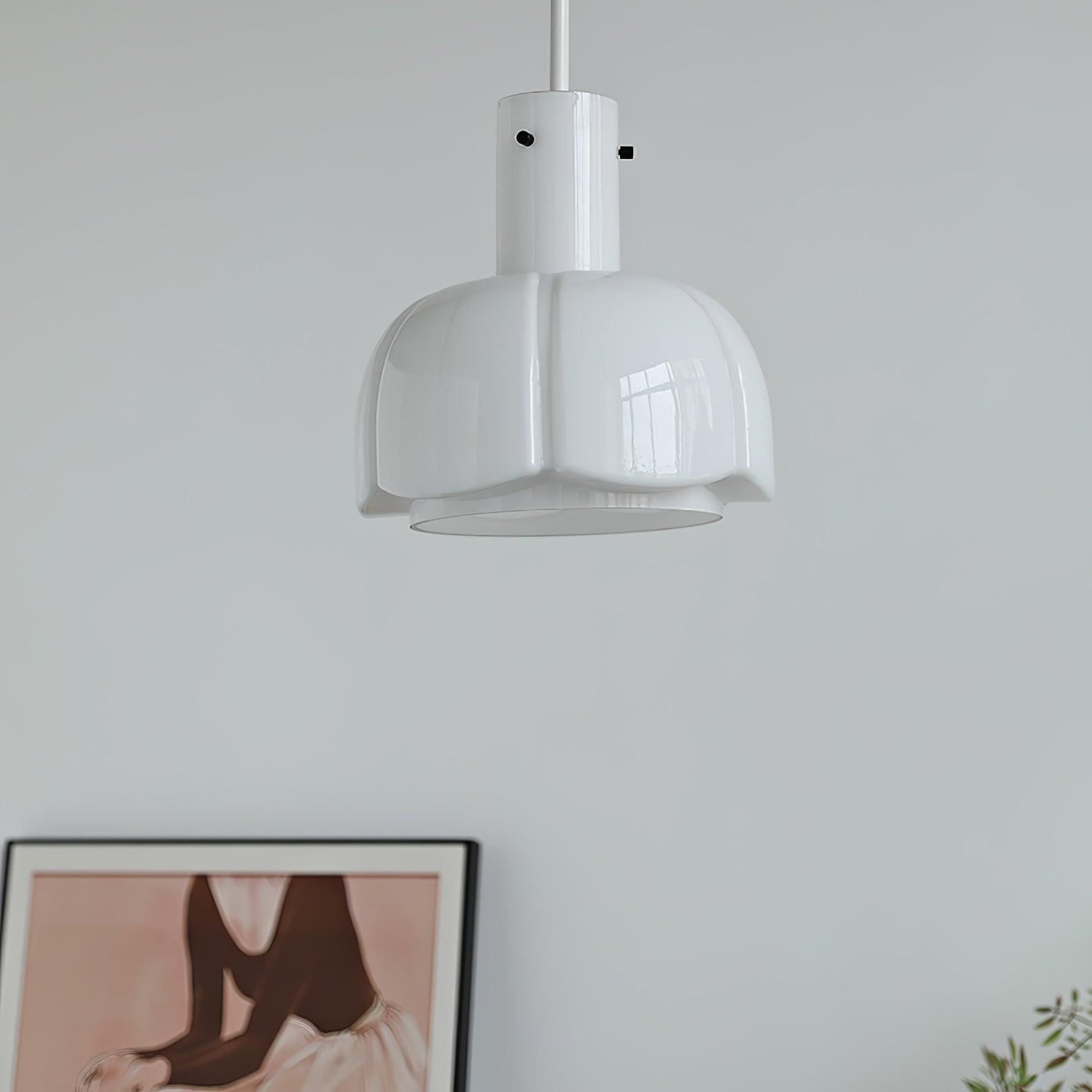 Medieval Style Glass Bud Pendant Lamp M352