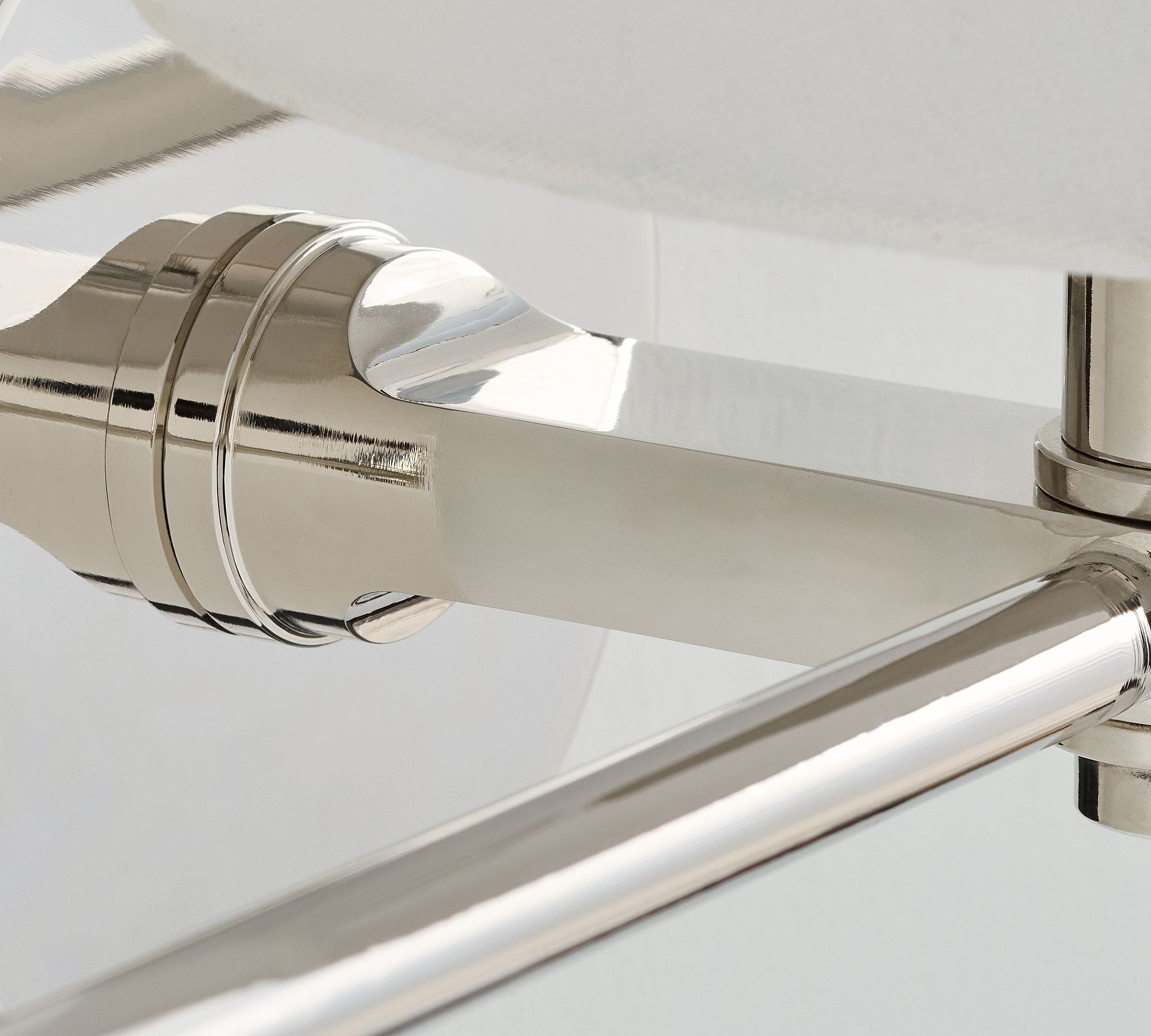 Modern Metal Wall Sconce – Adjustable Arms for Hallways T424