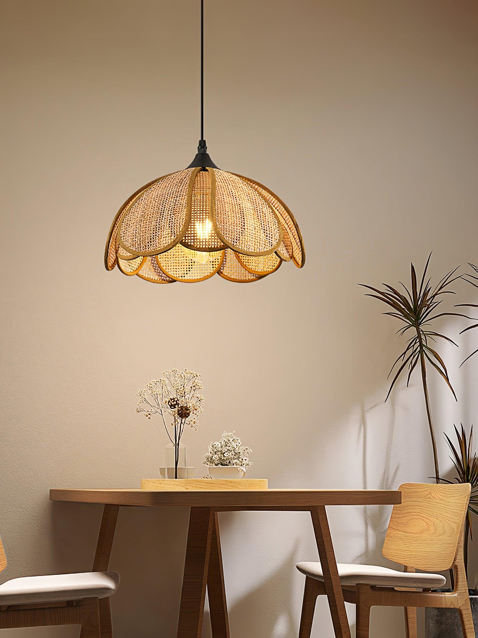 Bloom Rattan Pendant Lamp T1582