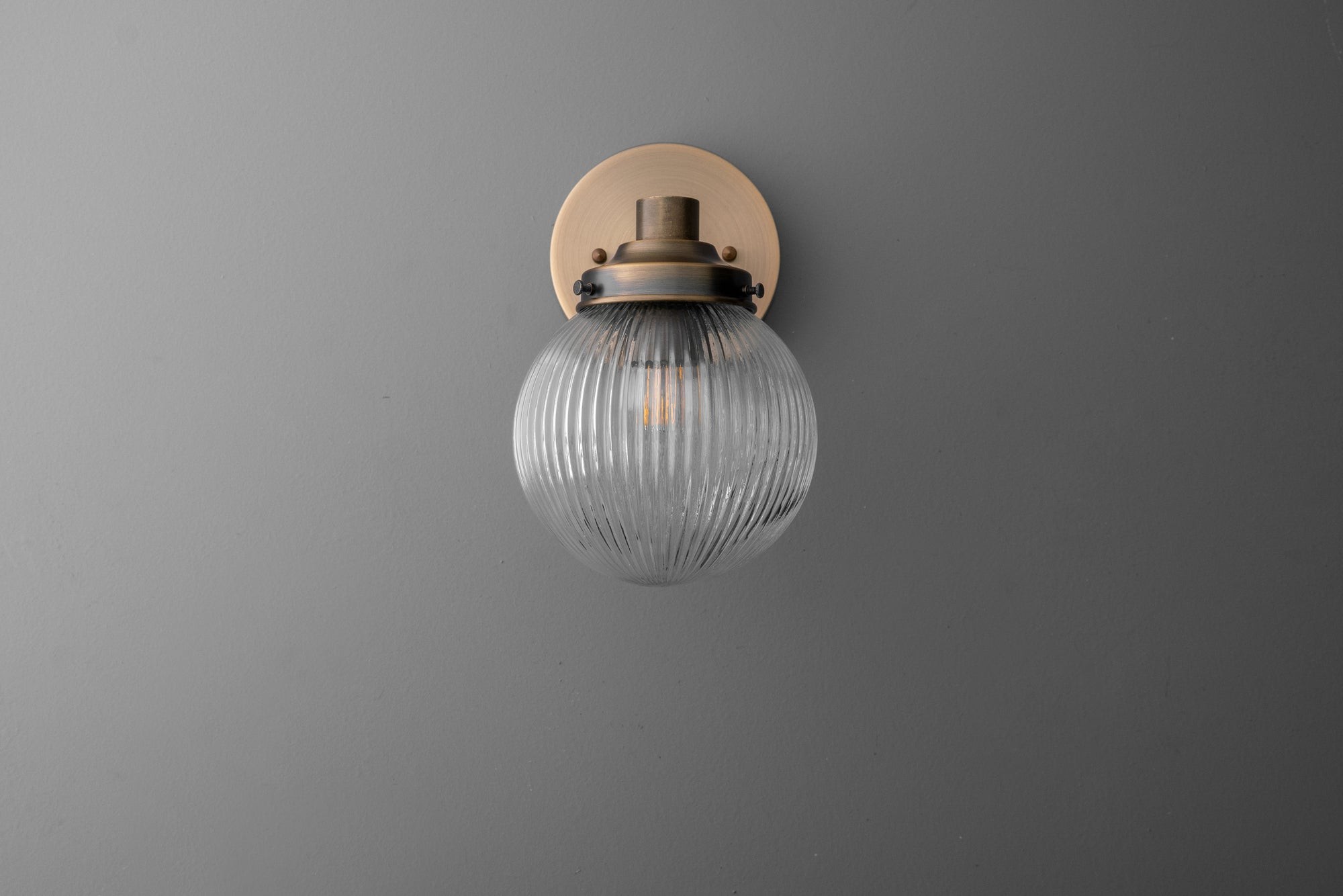 Glorica Glass Aged Brass Wall Sconce - Ribbed Glass Shade Industrial Style Lighting T410