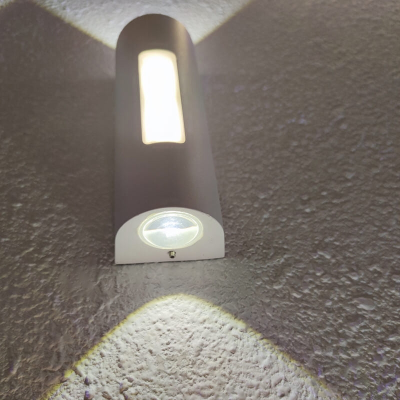 Modern LED IP65 Waterproof Outdoor Light T1996