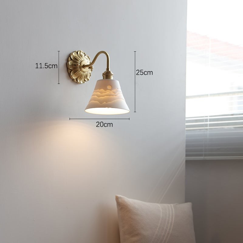 Elegant Ceramic and Brass Wall Sconce for Living Room and Hallway T432