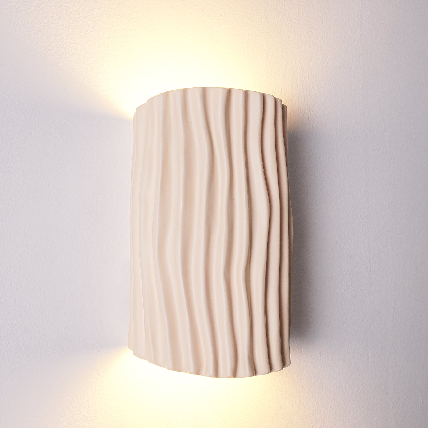 Clarity Curve Japandi Resin Wall Light T2101
