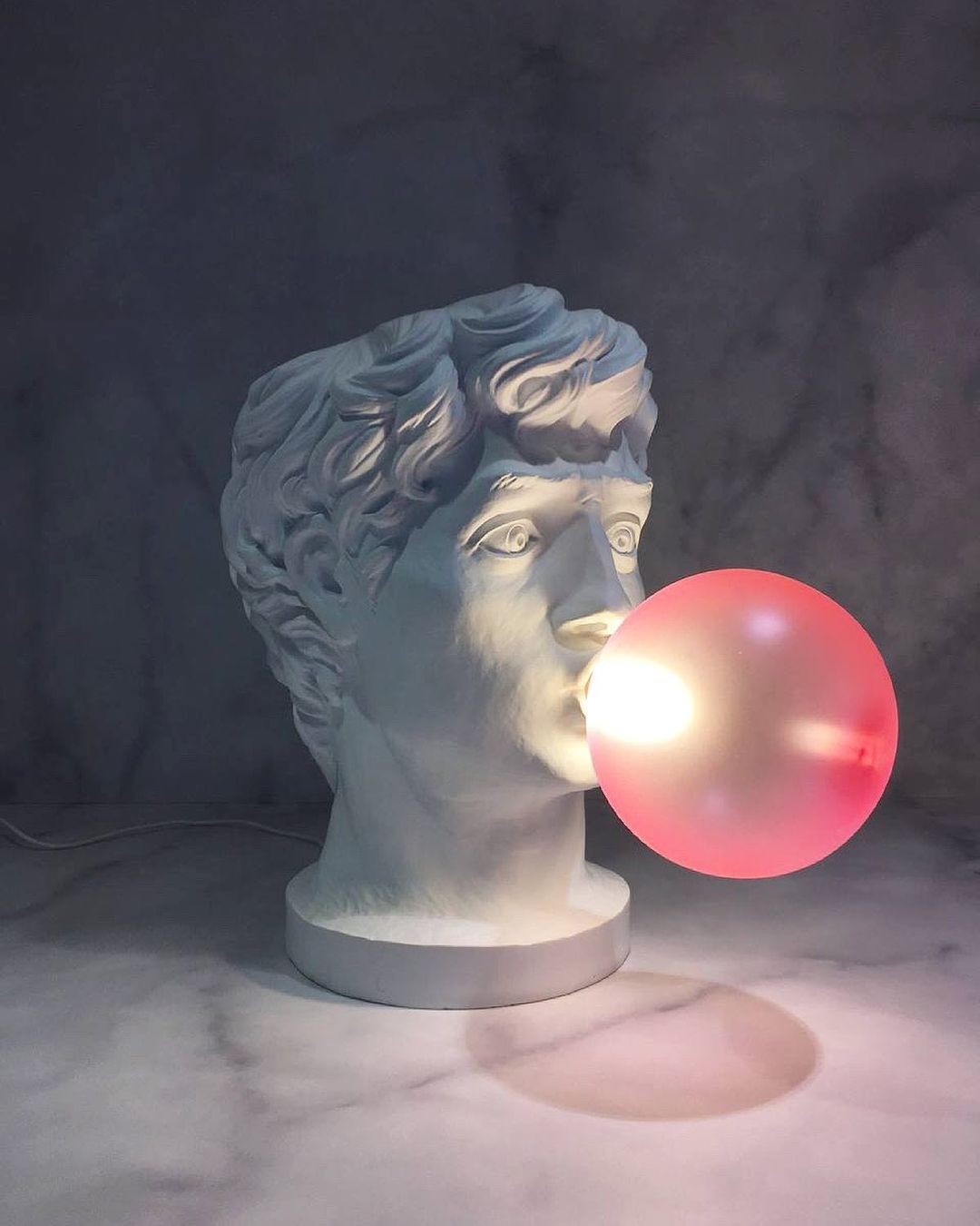 Wonder Artist Fashion Table Lamp M01